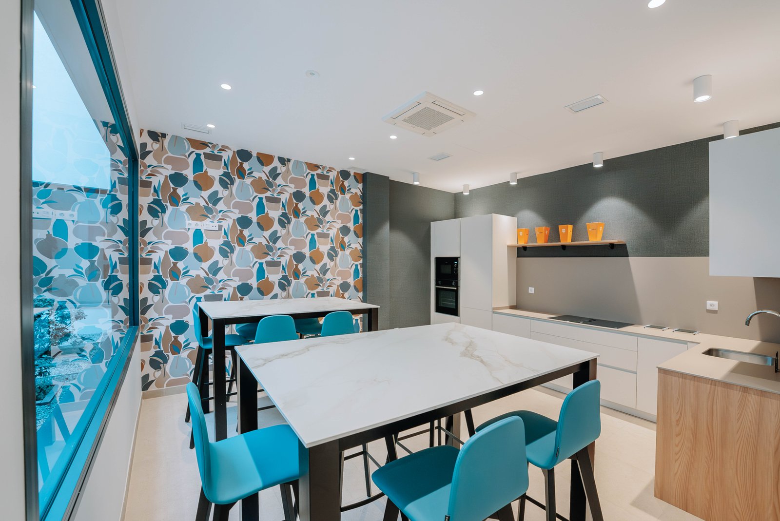 2 Bedroom apartment, just 100 meters from the beach