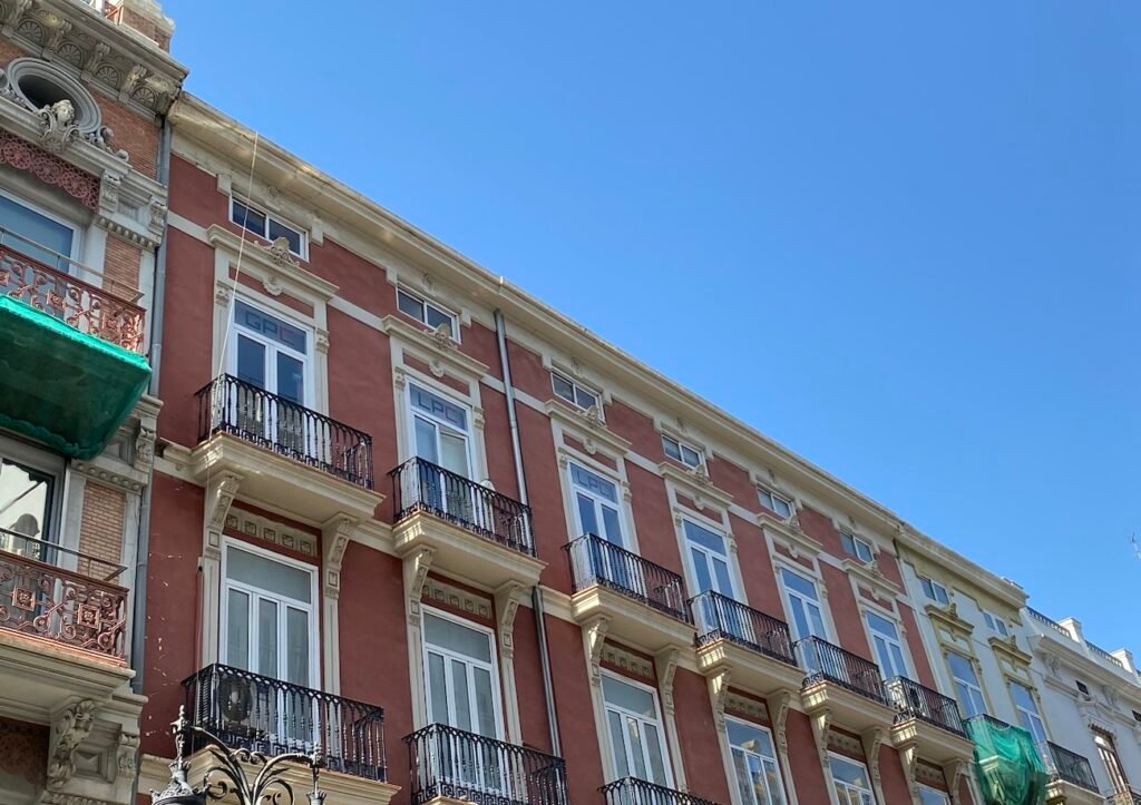 Análisis del Mercado Inmobiliario en Valencia y la Comunidad Valenciana