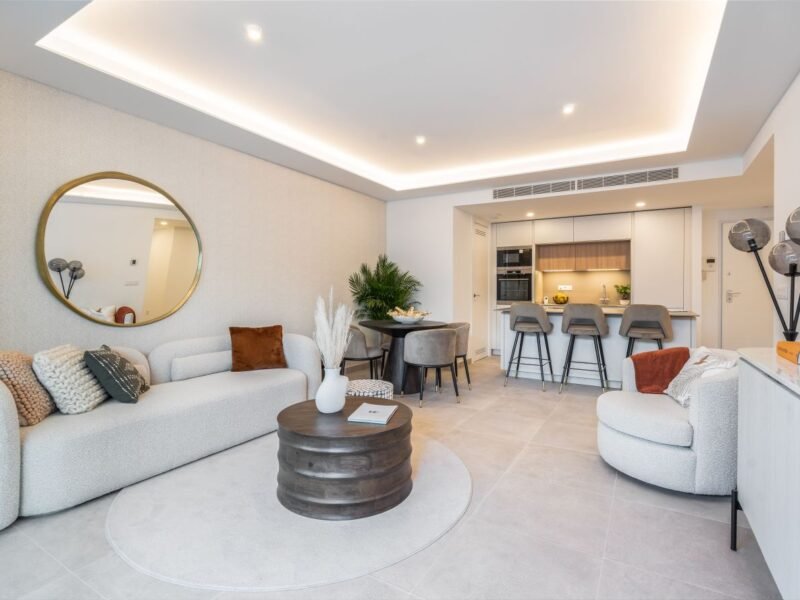2 Bedroom apartment, just 100 meters from the beach