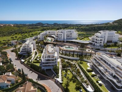 2 Bedroom apartment with panoramic sea and golf views
