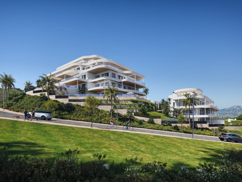 1 Bedroom Apartment with golf and sea views