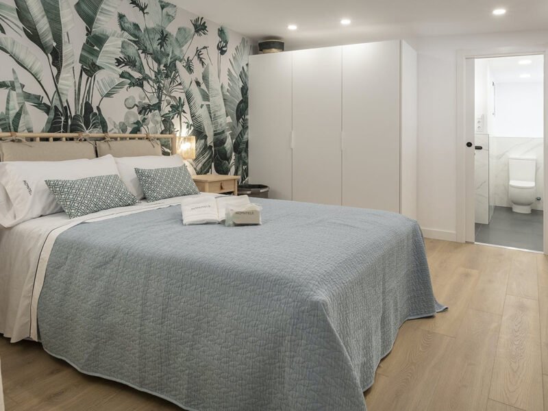 Piso Ático de dos habitaciones con terraza